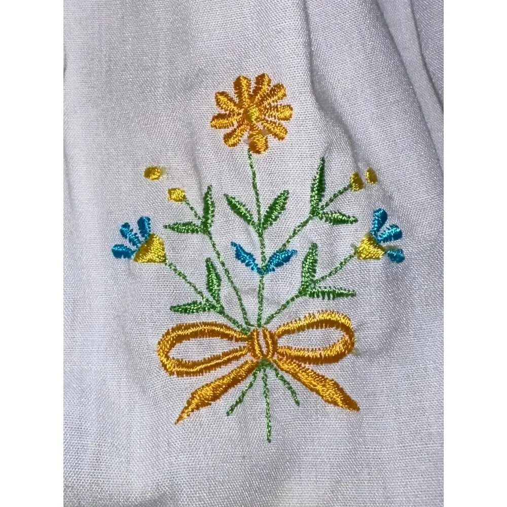 Vintage Baby Girls Prairie Cottage Embroidered Floral Ruffle Dress Size 9M